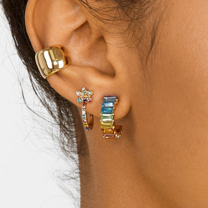 Multicolor C-shaped earrings