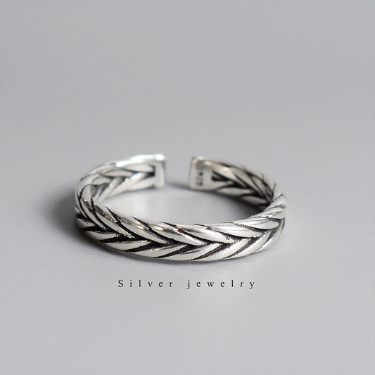 Woven pattern ring