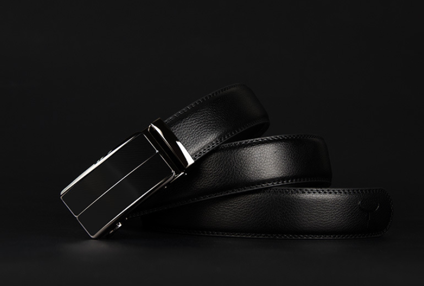 Men's pin buckle belt