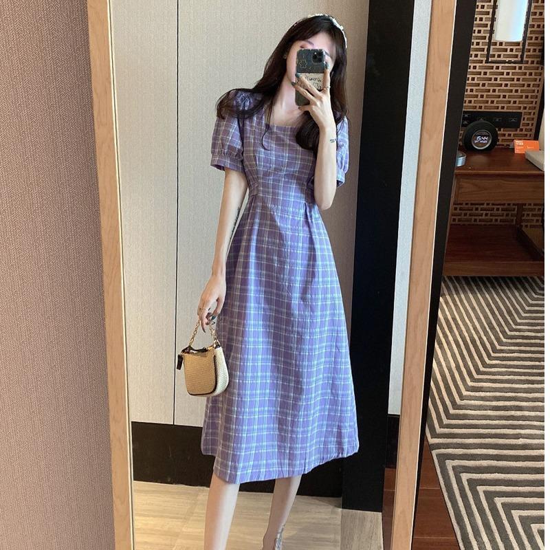 Mid-Length Skirt Waist Short-Sleeved Plaid Dress