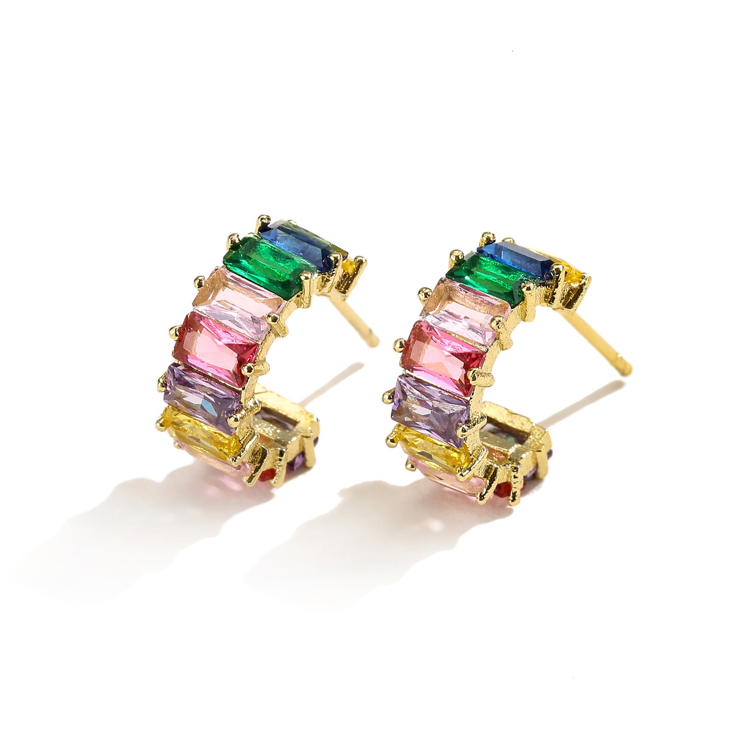Multicolor C-shaped earrings