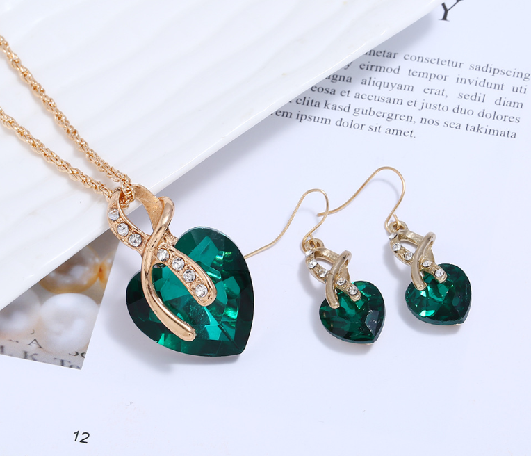 Heart-shaped earrings necklace set