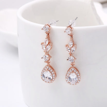 Drop zircon earrings