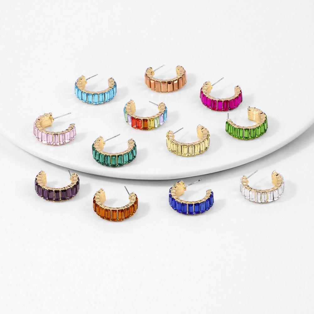 Multicolor C-shaped earrings