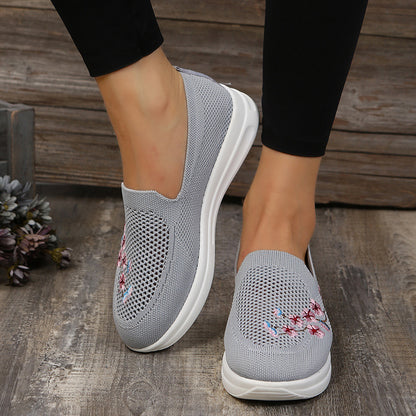 Flowers Embroidery Shoes