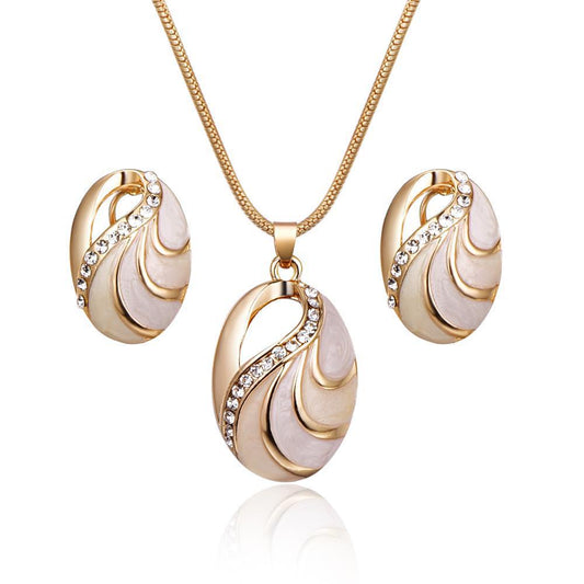Tortoise shell necklace set