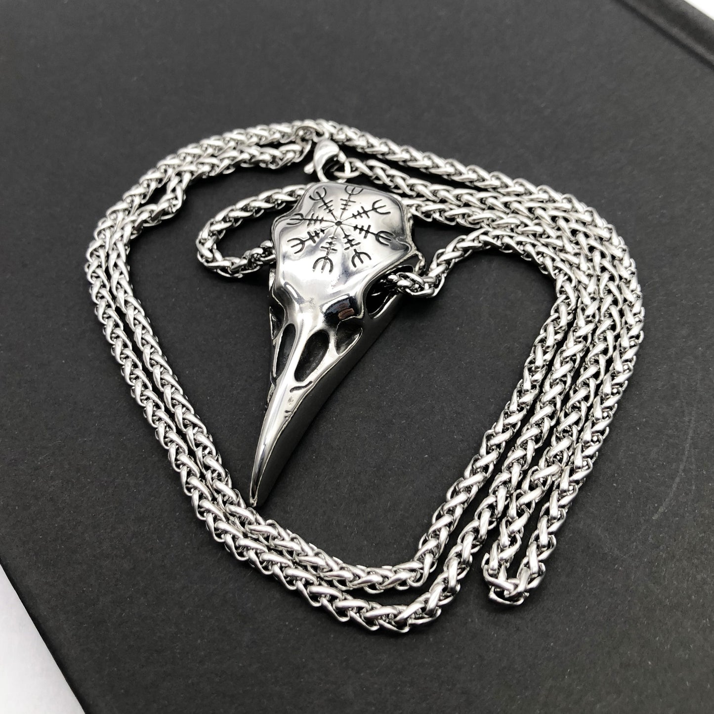 Mens Skull Eagle Beak Pendant